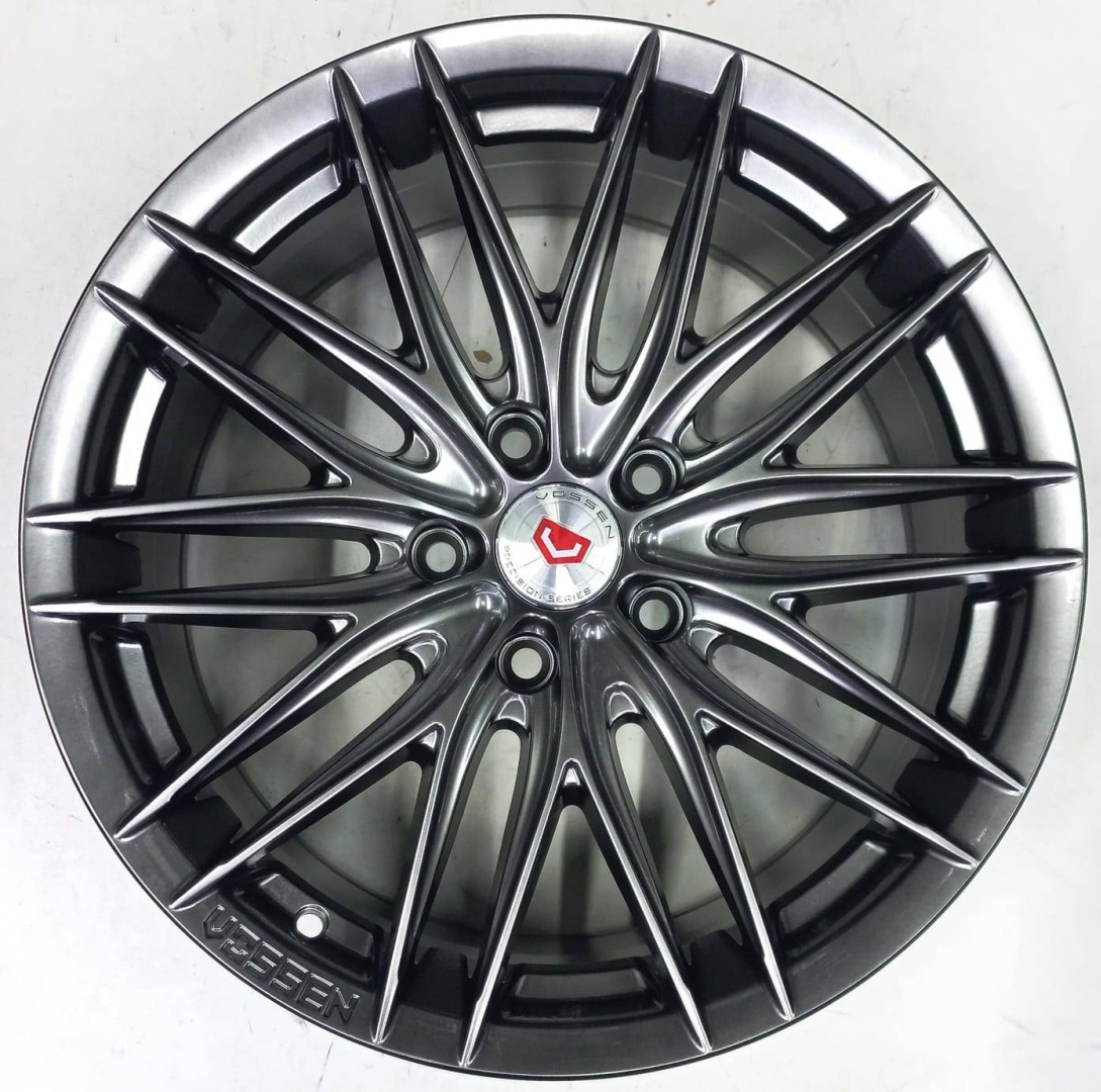 Vossen Vossen 2078 7.5x17/5x114.3 D67.1 ET35 4 диска графит