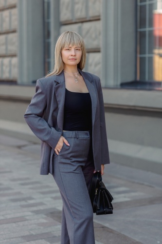 Костюм деловой Clothe серый