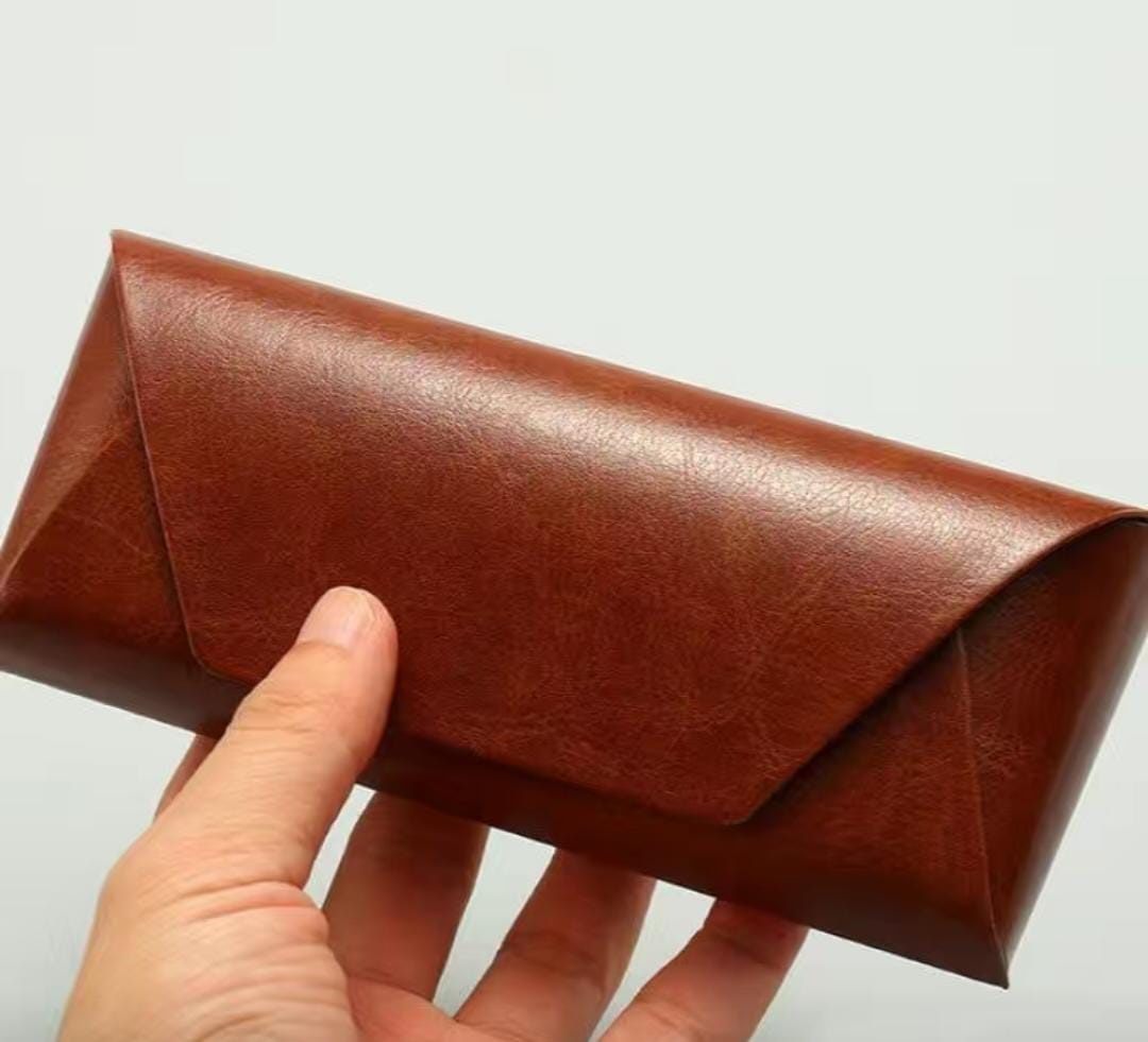 Жесткий футляр искусственная кожа, 6 x 15.5 см коричневый