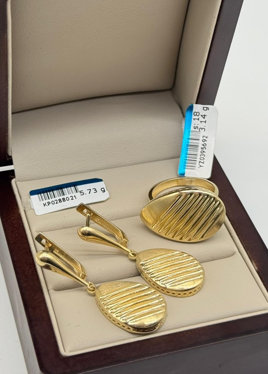 Italy Gold К57331418 вес 8.8 г золото, без вставок