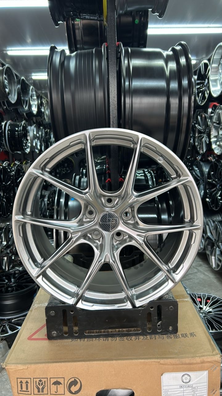LKN Lkn345875 8x18/5x108 D73.1 ET38 4 диска графит