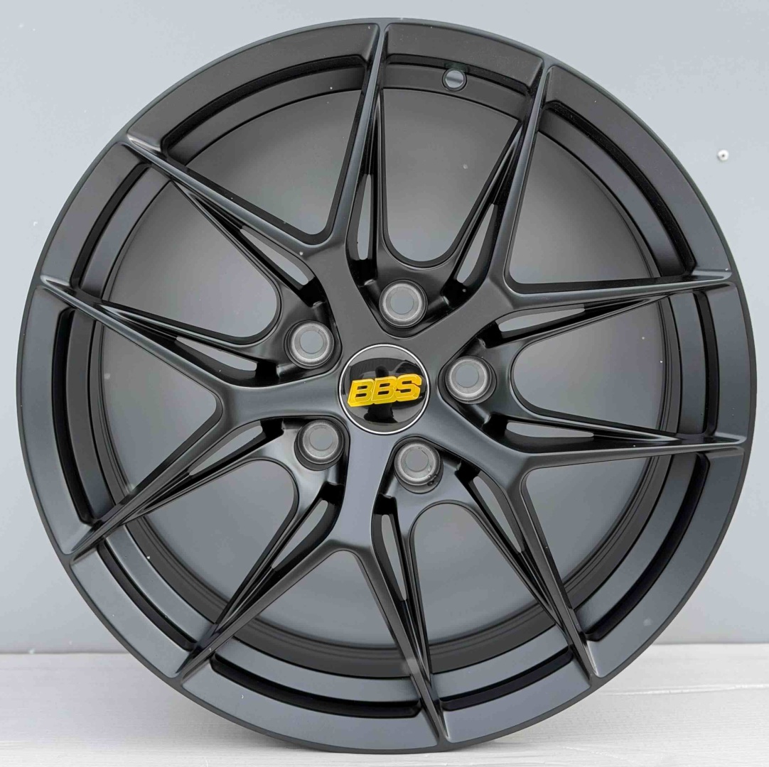 RNO BBS 7.5x17/5x114.3 D73.1 ET35 4 диска черный матовый