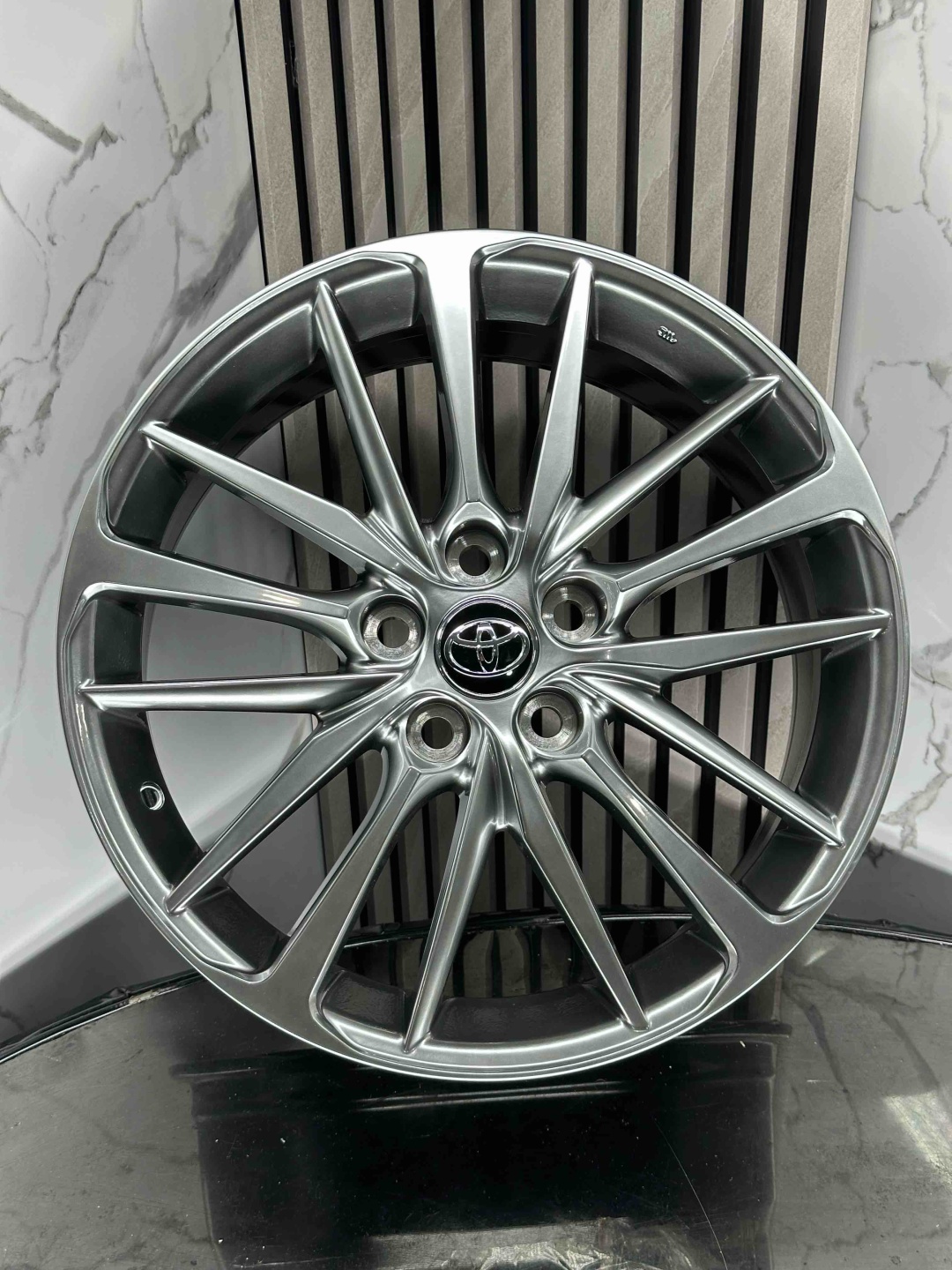 Toyota h3215f 8x18/5x114.3 D60.1 ET50 4 диска серебристый