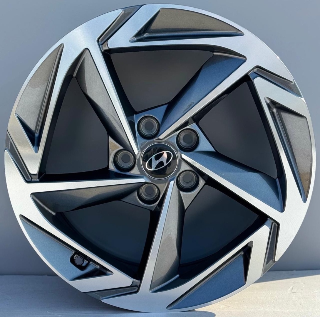 Rainbow Dance Hyundai Sonata 7.5x18/5x114.3 D67.1 ET48 4 диска графит, серый, серебристый