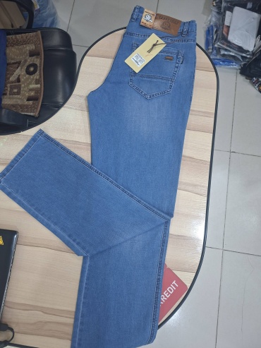 Джинсы прямые голубой