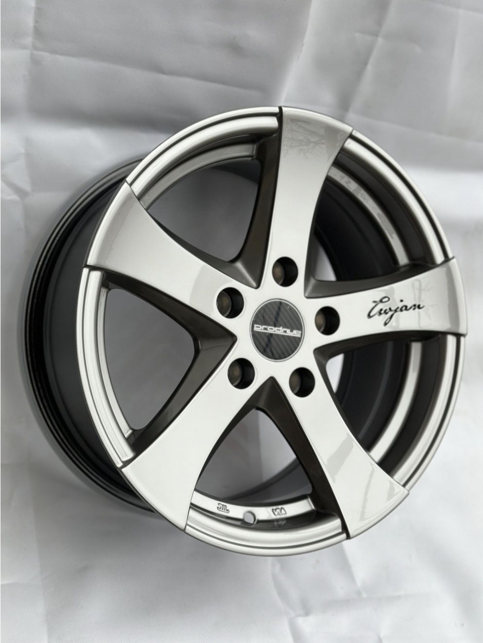 Top Grade 4324 7x15/5x114.3 D67.1 ET35 4 диска графит