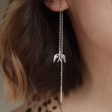 Серьги-цепочки DANARA B-D-B бижутерный сплав, без вставок