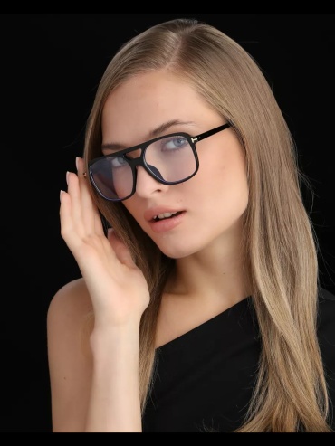 Indira Love очки нестандартные однотонные