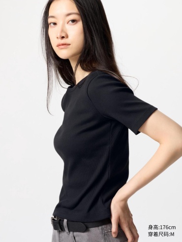 Футболка Uniqlo черный