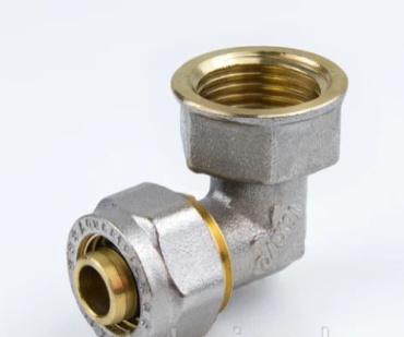 Уголок для м/п трубы TIM/FR 16*1/2 "М"