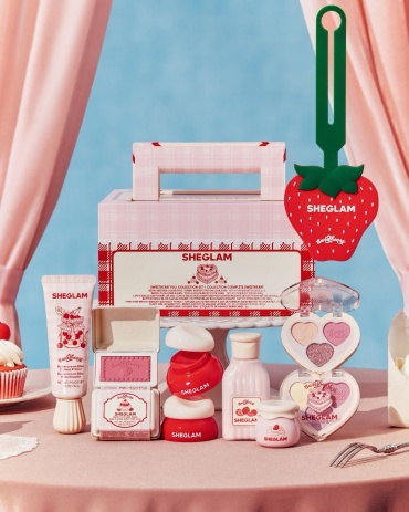 SHEGLAM Sweetheart набор декоративной косметики для женщин