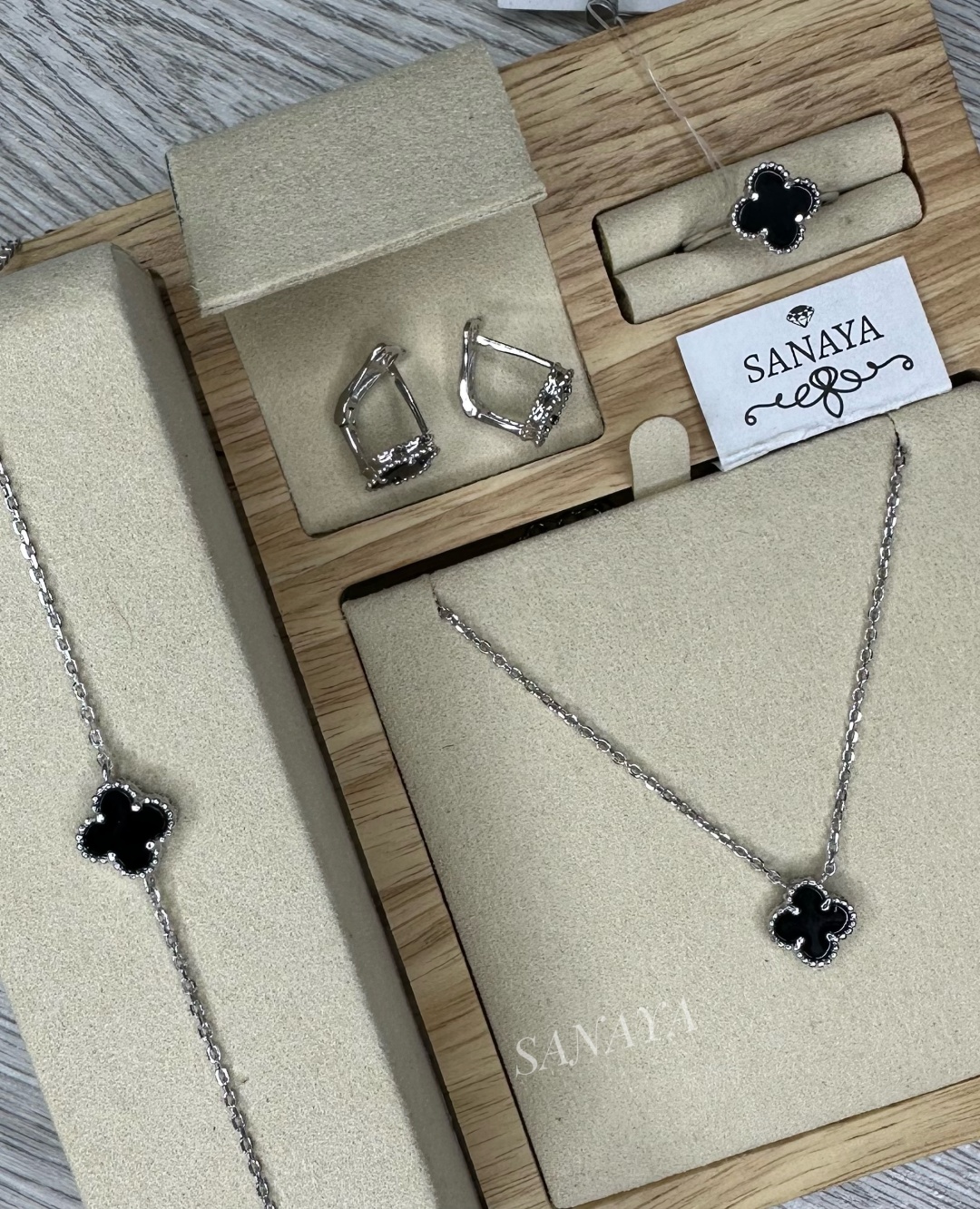 Sanaya vka-set-290525-18 вес 11 г серебро, агат