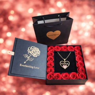 GiftoMania4U Праздничный подарок «Мама» на день рождения, 8 марта с розами и цепочкой для мамы женский набор