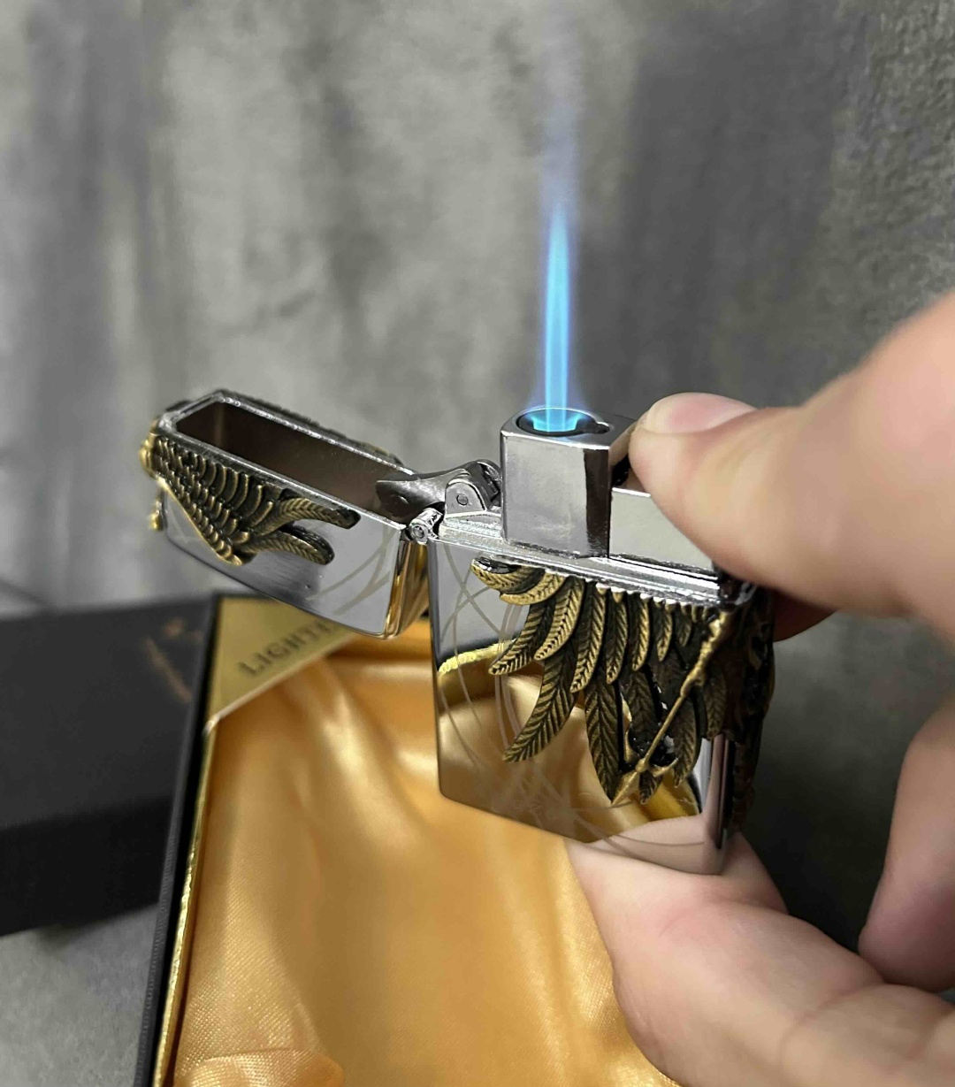 Lighter газовая зажигалка Angel, металлический сплав