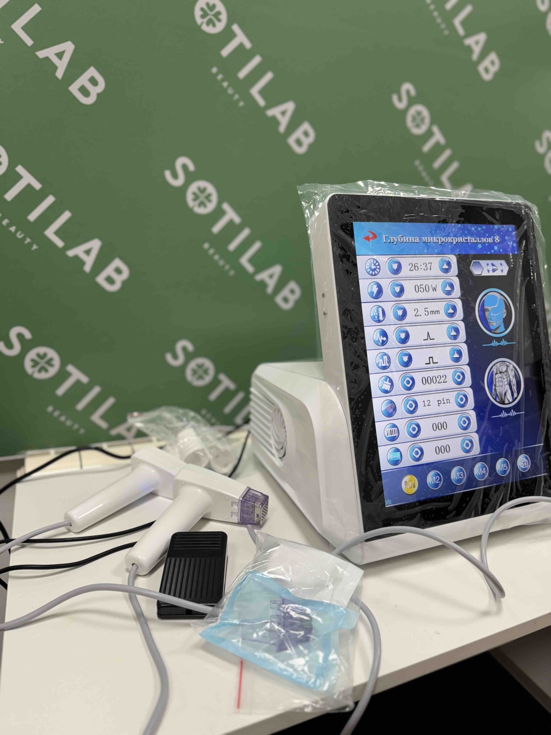 Микроигольчатый РФ лифтинг аппарат SOTILAB MR8000neo