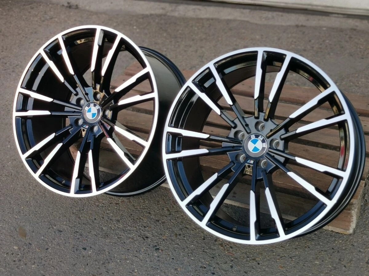 KOKO bmw-706m-7050_2-GLOSS BLACK FACE 8.5/9.5x20/5x112 D66.6 ET25 4 диска черный