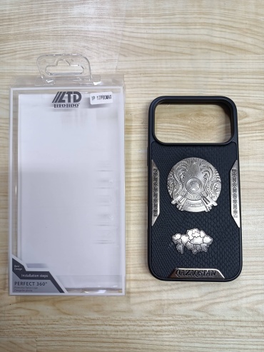 Чехол AKC для Apple iPhone 17 Pro Max черный