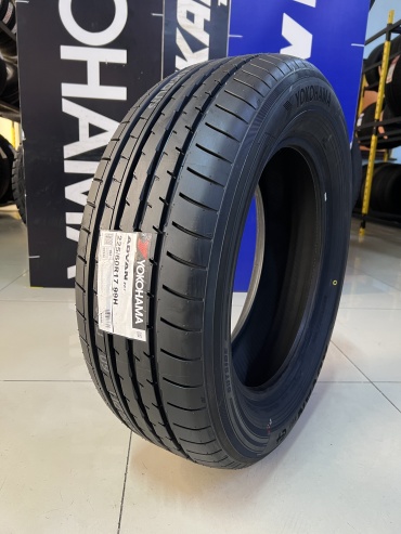 Yokohama 2026 Advan V61 225/60 R17 99 H без шипов