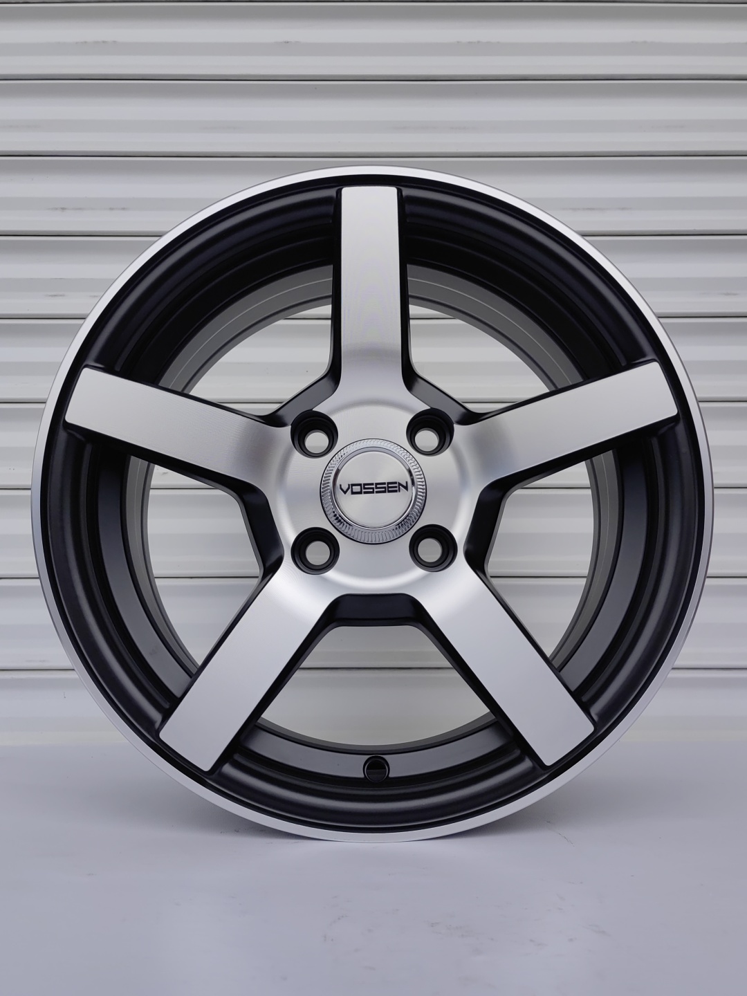 Rainbow Dance RNO 5109 5.5x13/4x100 D67.1 ET35 4 диска черный, серебристый