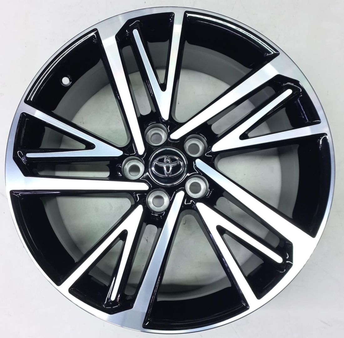 Toyota Toyota 037 8x19/5x114.3 D60.1 ET50 4 диска черный, серебристый