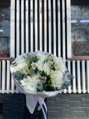 101 Rose букет с открыткой альстремерия, хризантема 10 шт 60 см