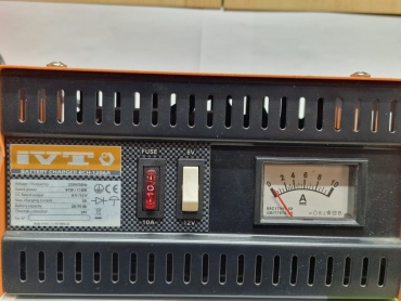 IVT зарядное устройство IVT BCH-1206