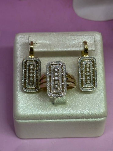 SAR JEWELRY Aro_E1_5511_7422_18 вес 11.03 г золото, бриллиант
