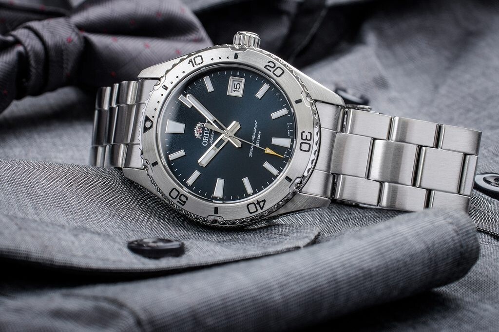 Механические ORIENT RA-AC0Q02L30B нержавеющая сталь