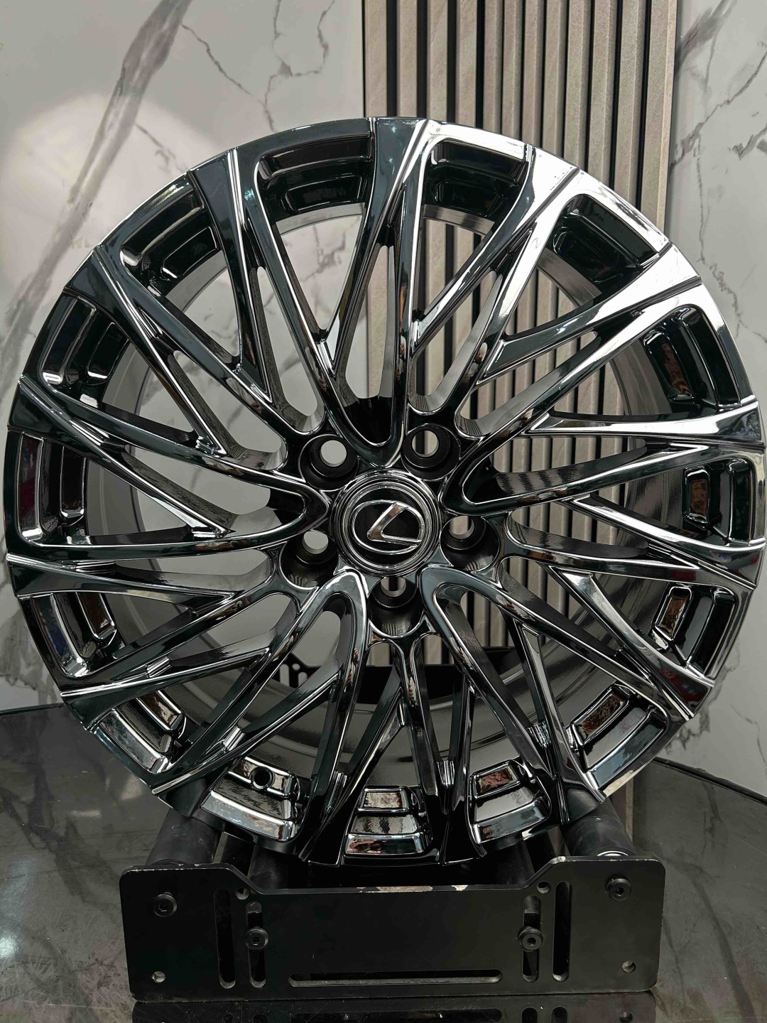 Top Grade EXPFBX048 8x18/5x114.3 D60.1 ET35 4 диска хром