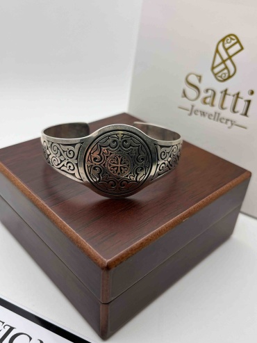 Era Jewellery 1804036 длина 15 см, вес 27.14 г серебро, плетение отсутствует