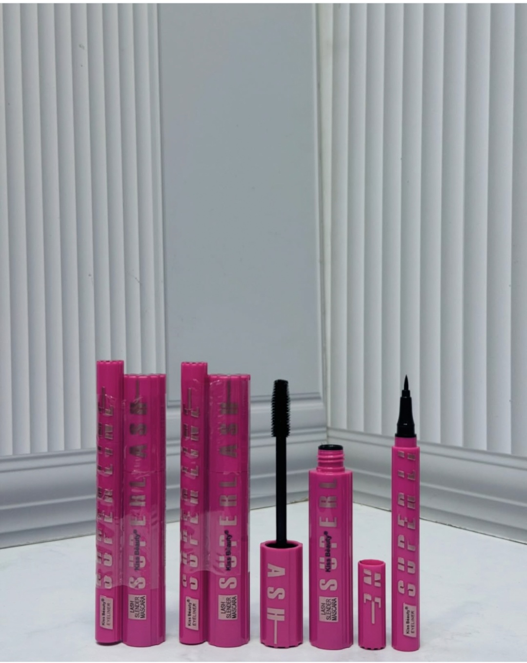 Kiss Beauty Super набор декоративной косметики для женщин