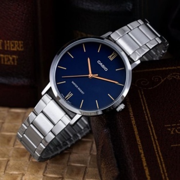Кварцевые CASIO Watch-01D-2 нержавеющая сталь