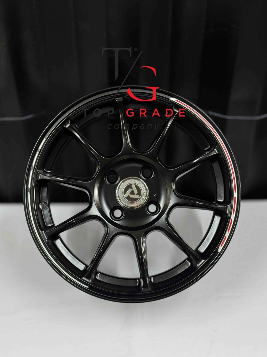 Top Grade Top grade0008 7.5x15/4x100 D67.1 ET35 4 диска красный, черный матовый