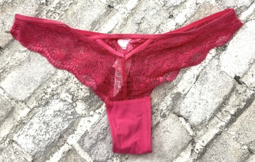 Танга Hunkemoller розовый