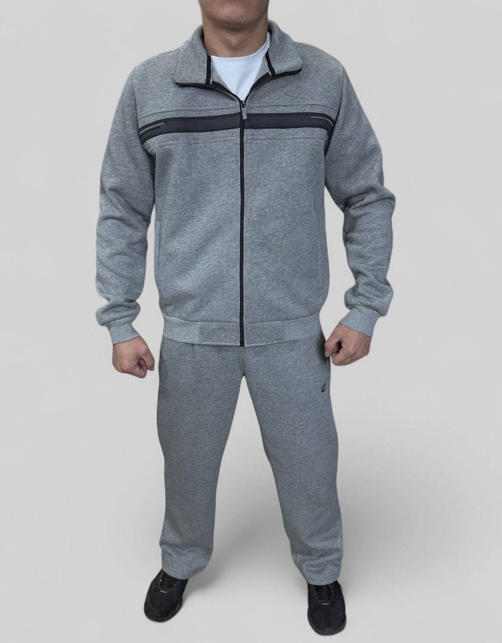 Спортивный костюм серый