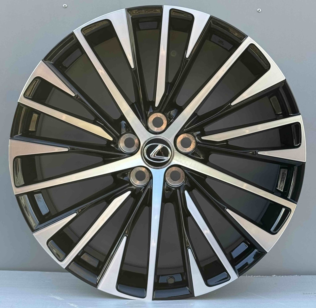 RNO Lexus 2024 8x20/5x114.3 D60.1 ET30 4 диска черный, серебристый