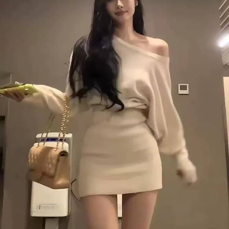 Повседневное платье SHOPITO белый