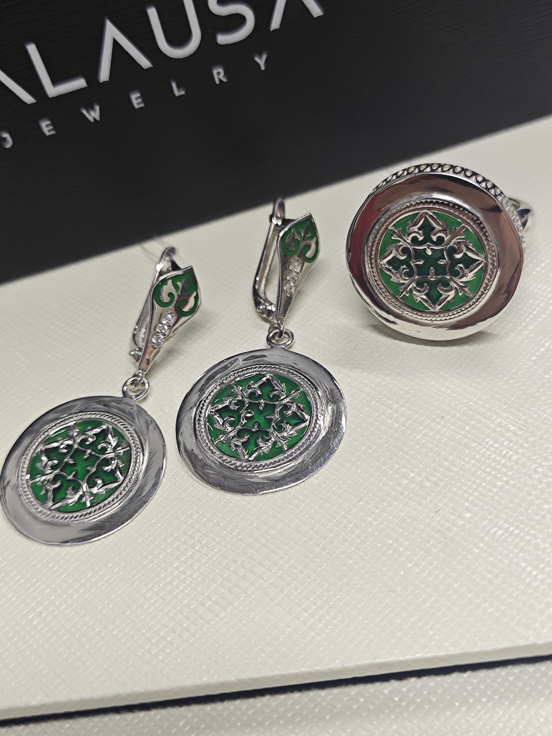Balausa Jewelry ZH033(9-10) 18р вес 16 г серебро, фианит, эмаль