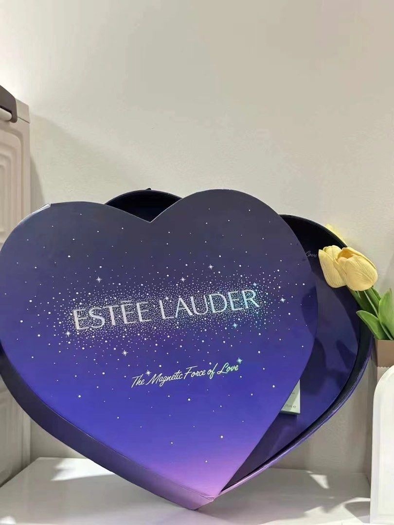 Estee Lauder the magnetic force of love набор уходовой косметики для женщин