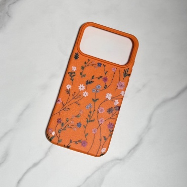 Чехол для Apple iPhone 17 Pro оранжевый