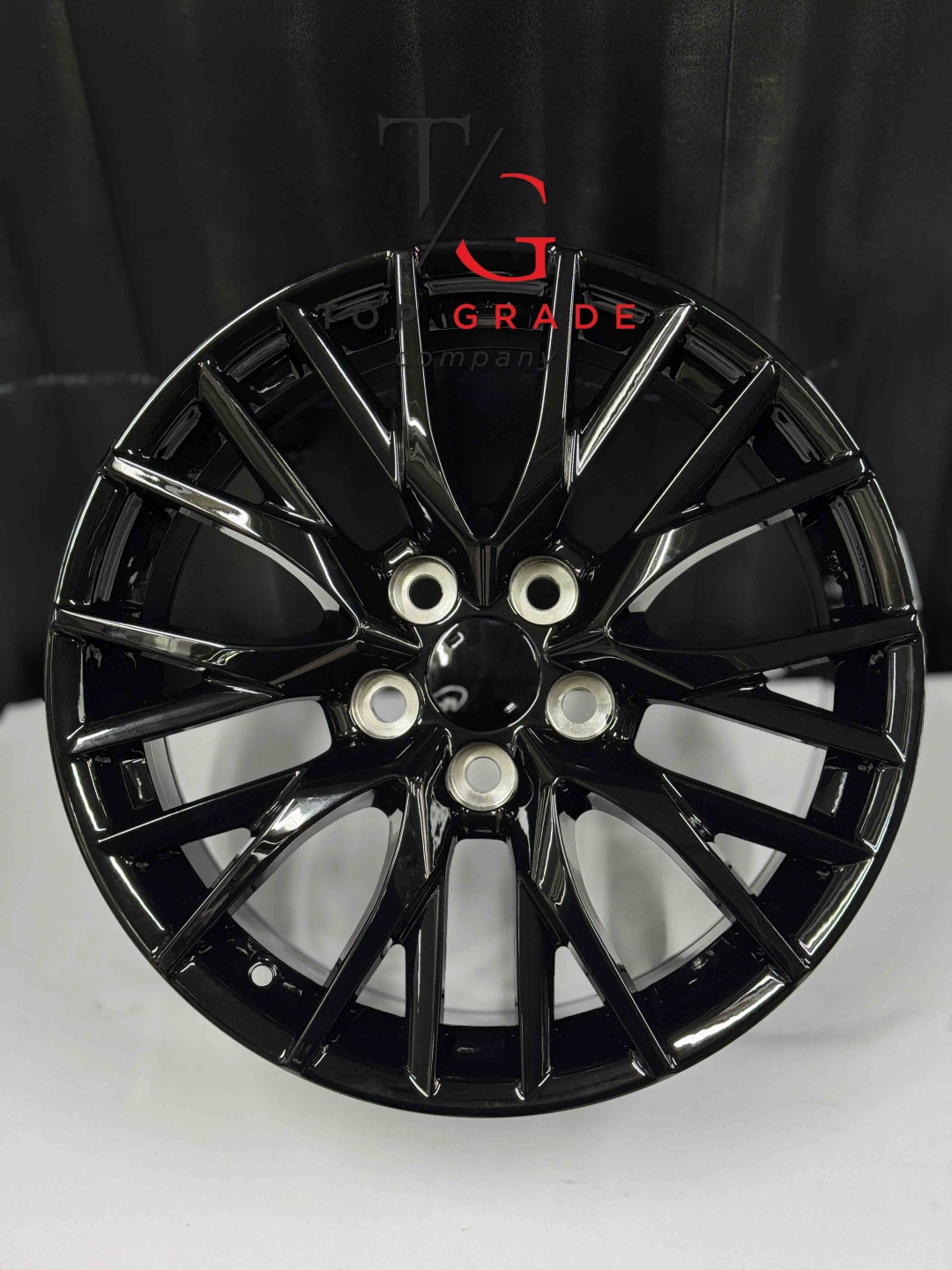 Top Grade Diski0171 7.5x17/5x114.3 D60.1 ET45 4 диска черный