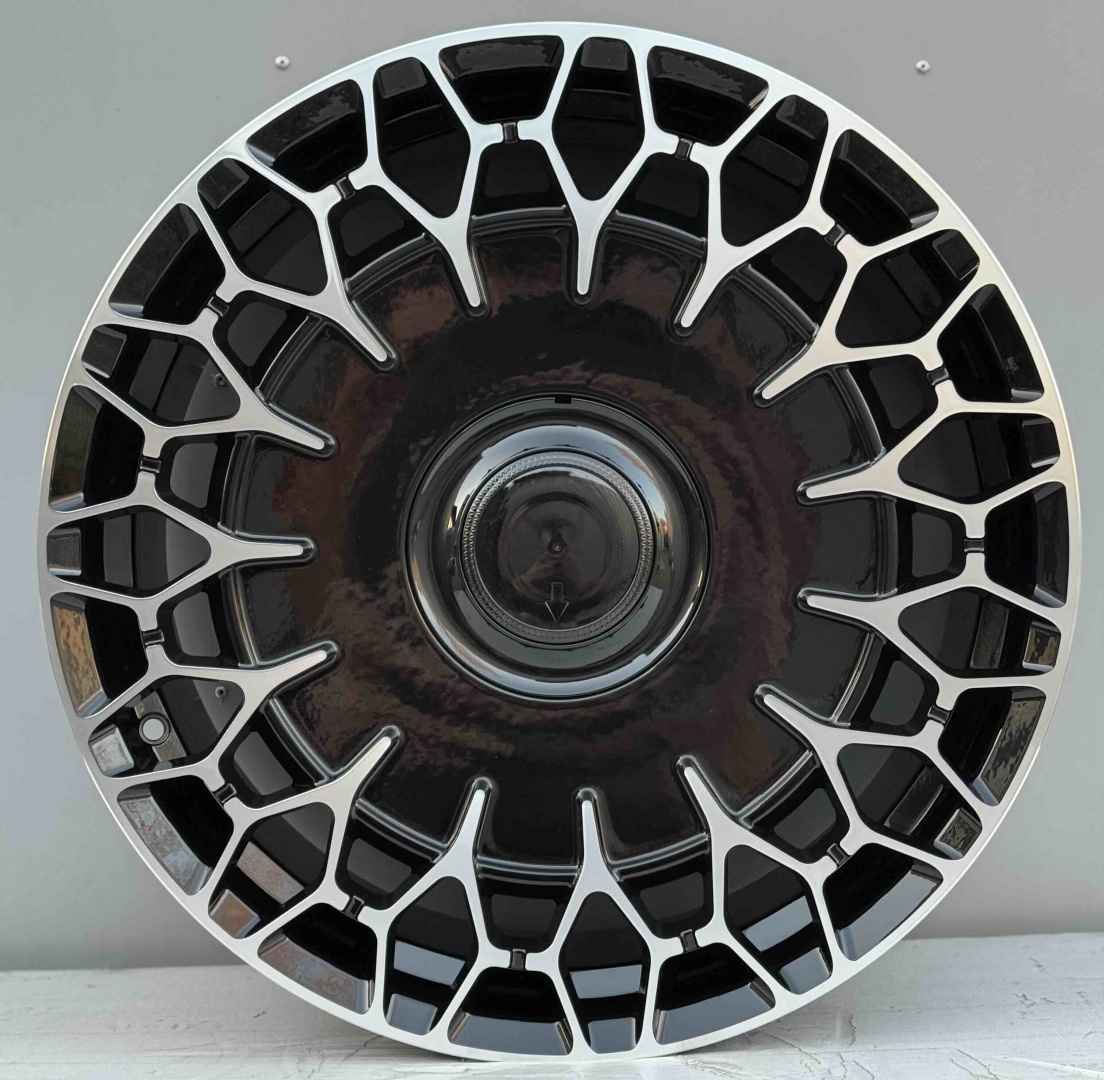 RNO 960 8.5x20/5x114.3 D67.1 ET35 4 диска черный, серебристый
