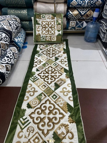 Комплект корпе с подушками 230x80 см, вата, зеленый