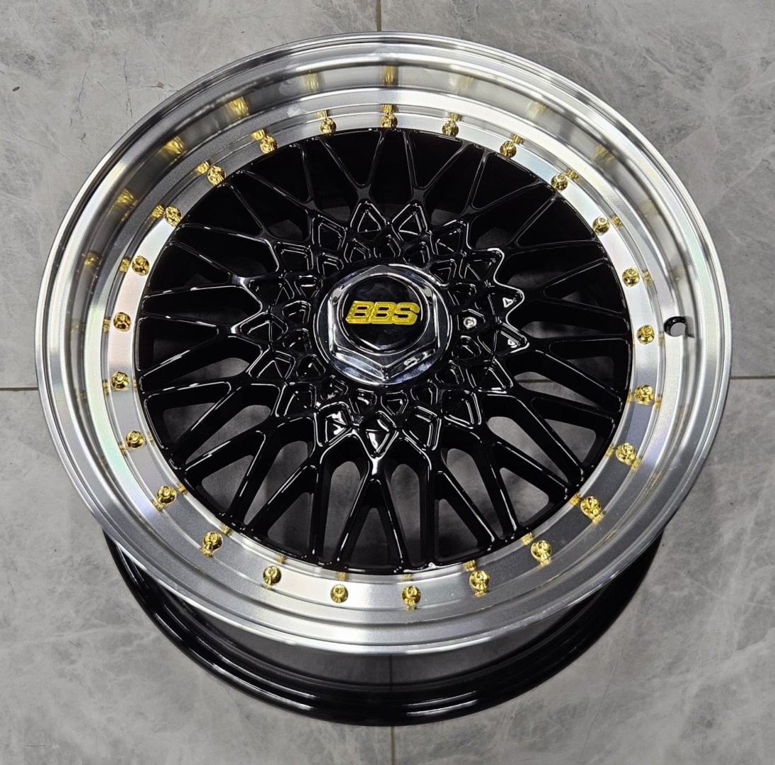 Fonyee SM REW032-7 7.5x17/8x100/114.3 D73.1 ET30 4 диска черный