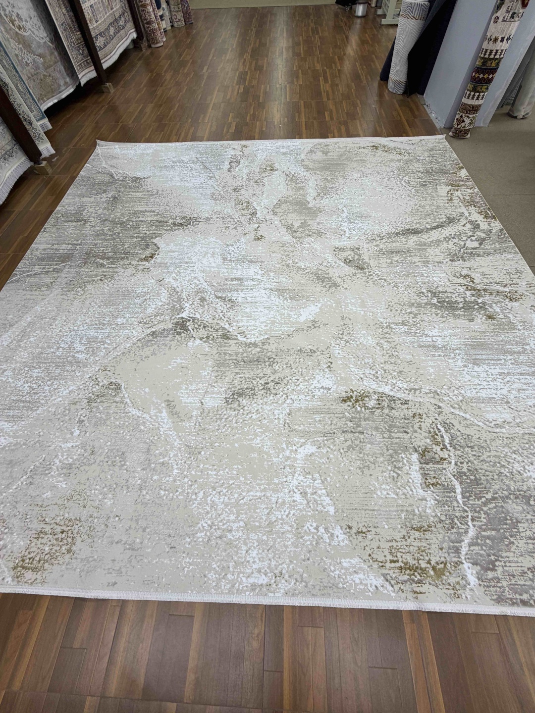 Ковер 400x400 см, короткий ворс, Турция