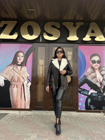 Кожаная куртка Zosya Furs черный, бордовый