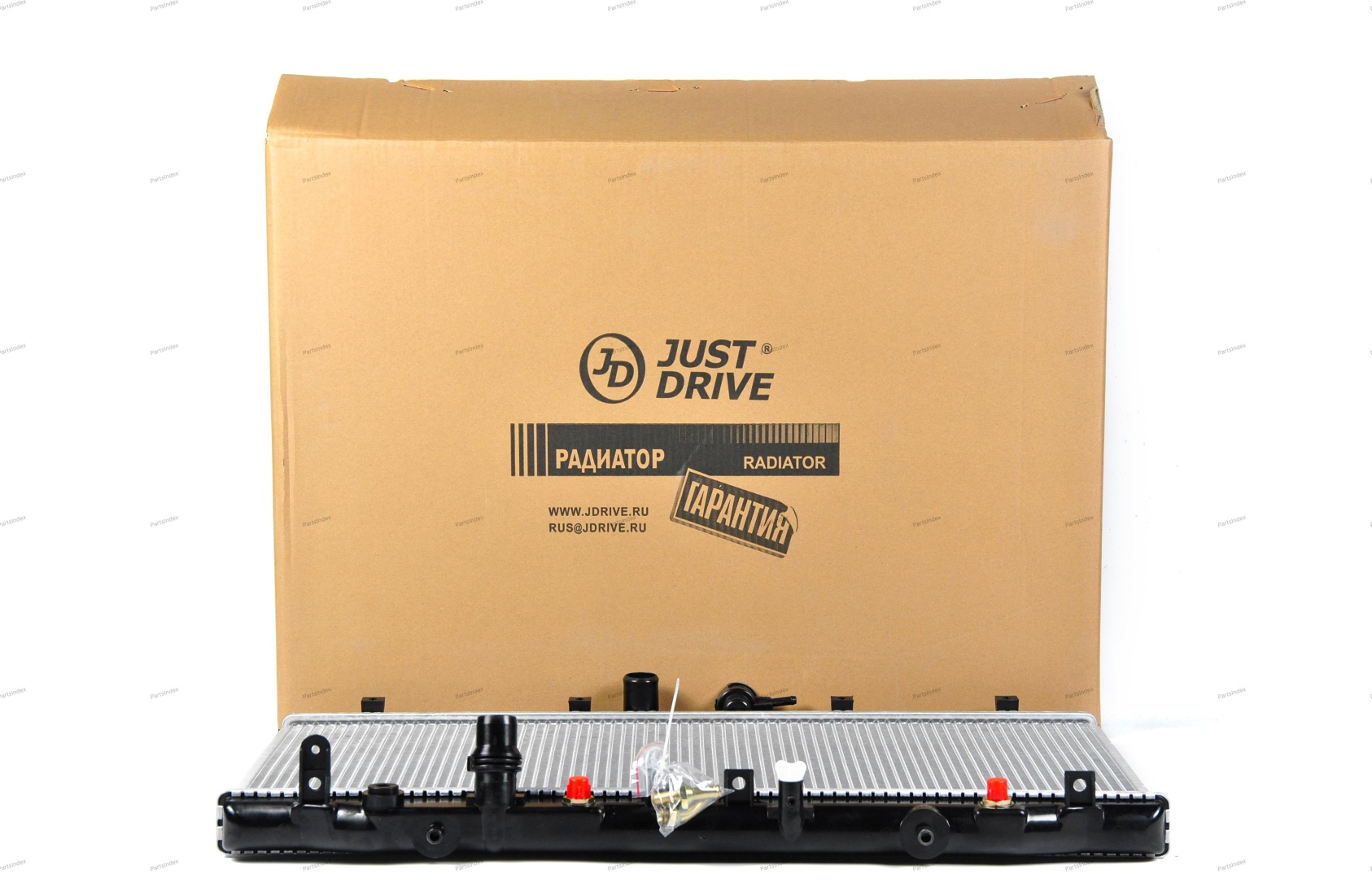 JD радиатор основной JPR0113