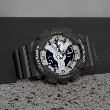 Кварцевые CASIO Квадратные металлические часы Metal Square в строгом дизайне пластик, нержавеющая сталь