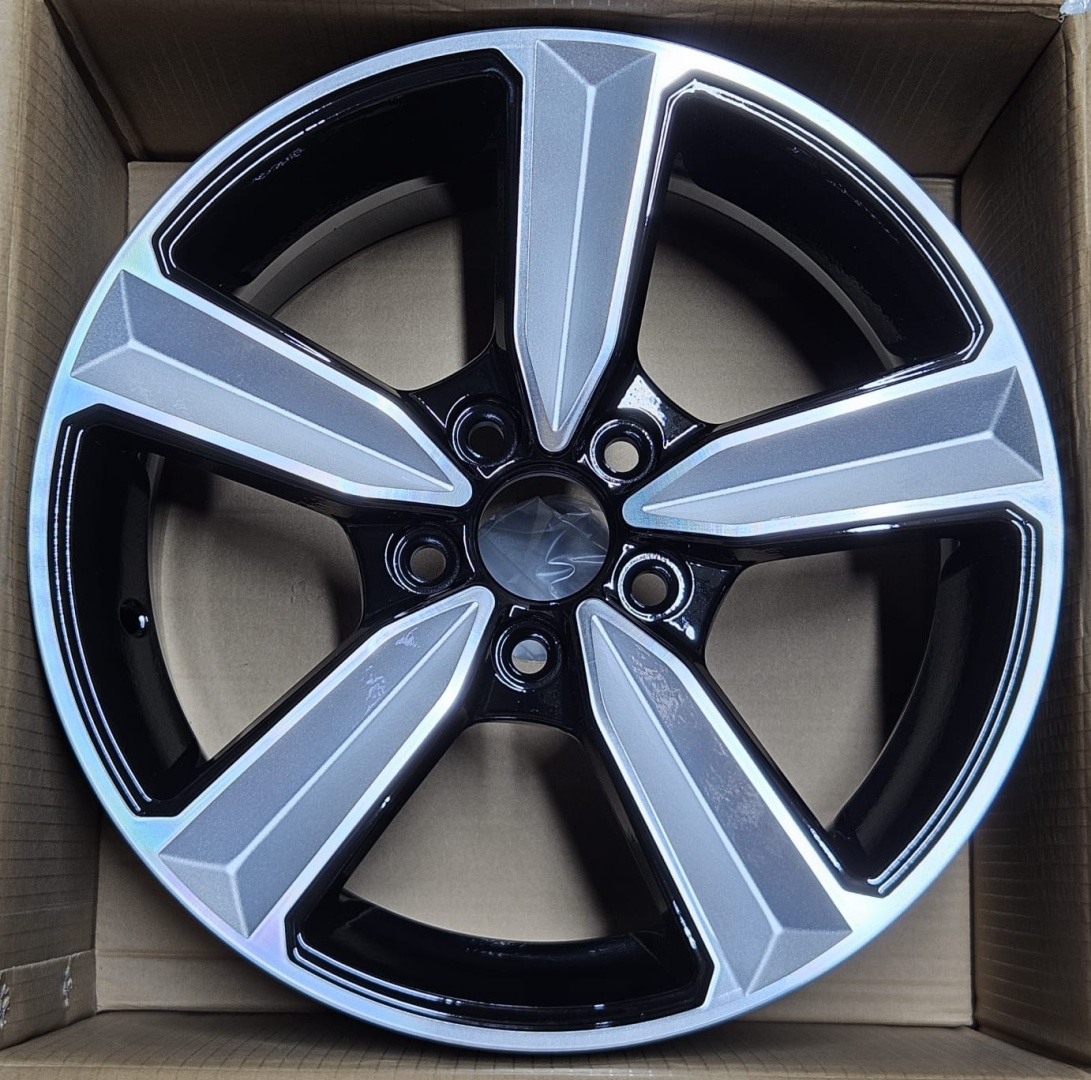 Fonyee SM FBX057-6 7x16/5x112 D66.5 ET30 4 диска черный