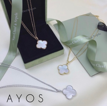 Колье AYOS Натуральный перламутровый / Premium collection /2 длина 55 см вес 5 г серебро, золото, перламутр